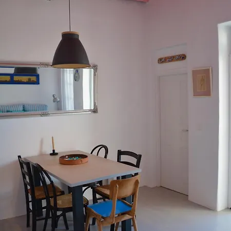 Semesterbostad Dina's House-tinos Island *